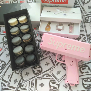 日本巨乳人妖射精视频
